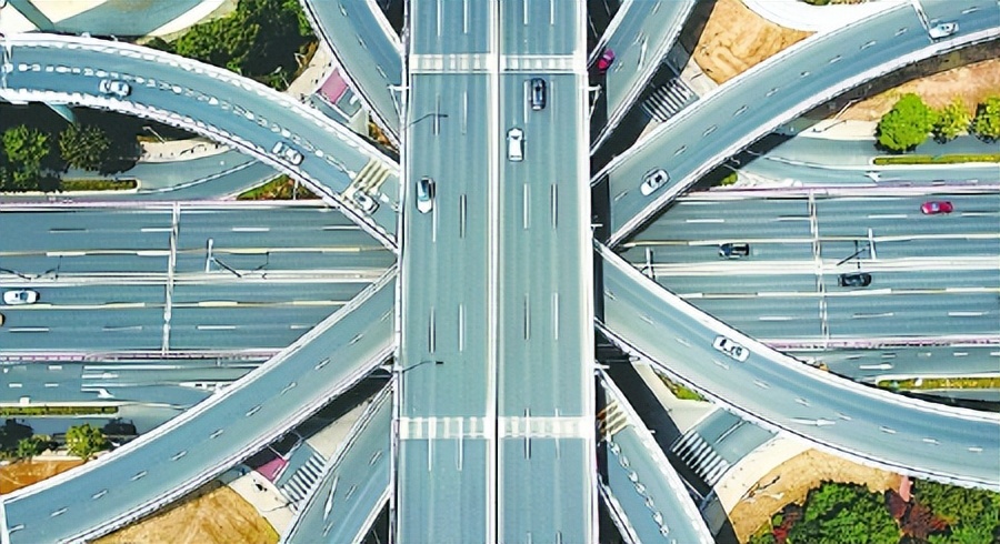 数字科技赋能智慧建造,数智赋能智慧交通
