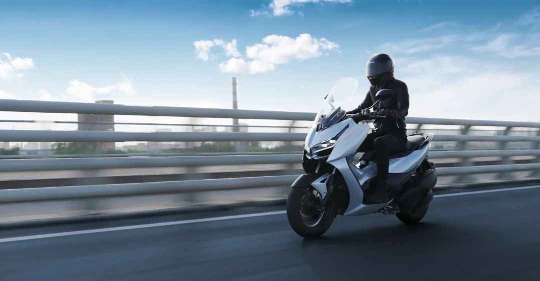 250-300cc踏板哪款尺寸最小,250cc以下性能最好的踏板