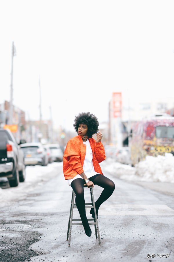 国外高级摄影师拍照教学,摄影师拍照手把手教各种姿势