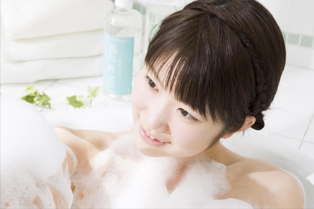 为啥女人私密处总是“湿漉漉”？医生：注意3点，或能有效改善！