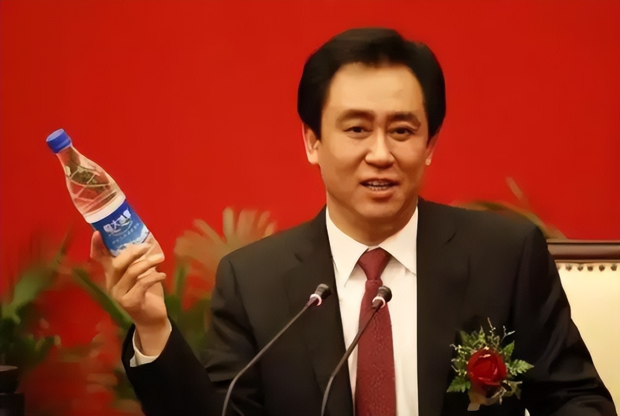 许家印空手套白狼起家模式,许家印最新行业认知