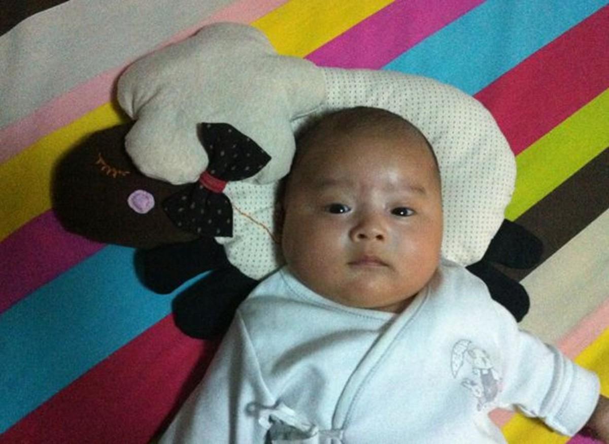 宝宝很困但不爱睡觉什么原因,宝宝很困不肯睡觉怎么办