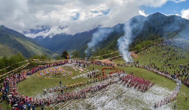 小金县扶贫,小金助力三农