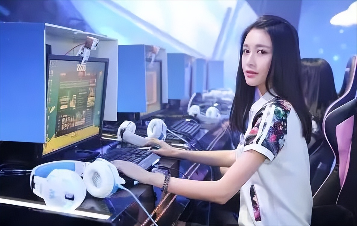 为啥网吧电脑配置低但效果好,为什么网吧电脑配置不高却很溜