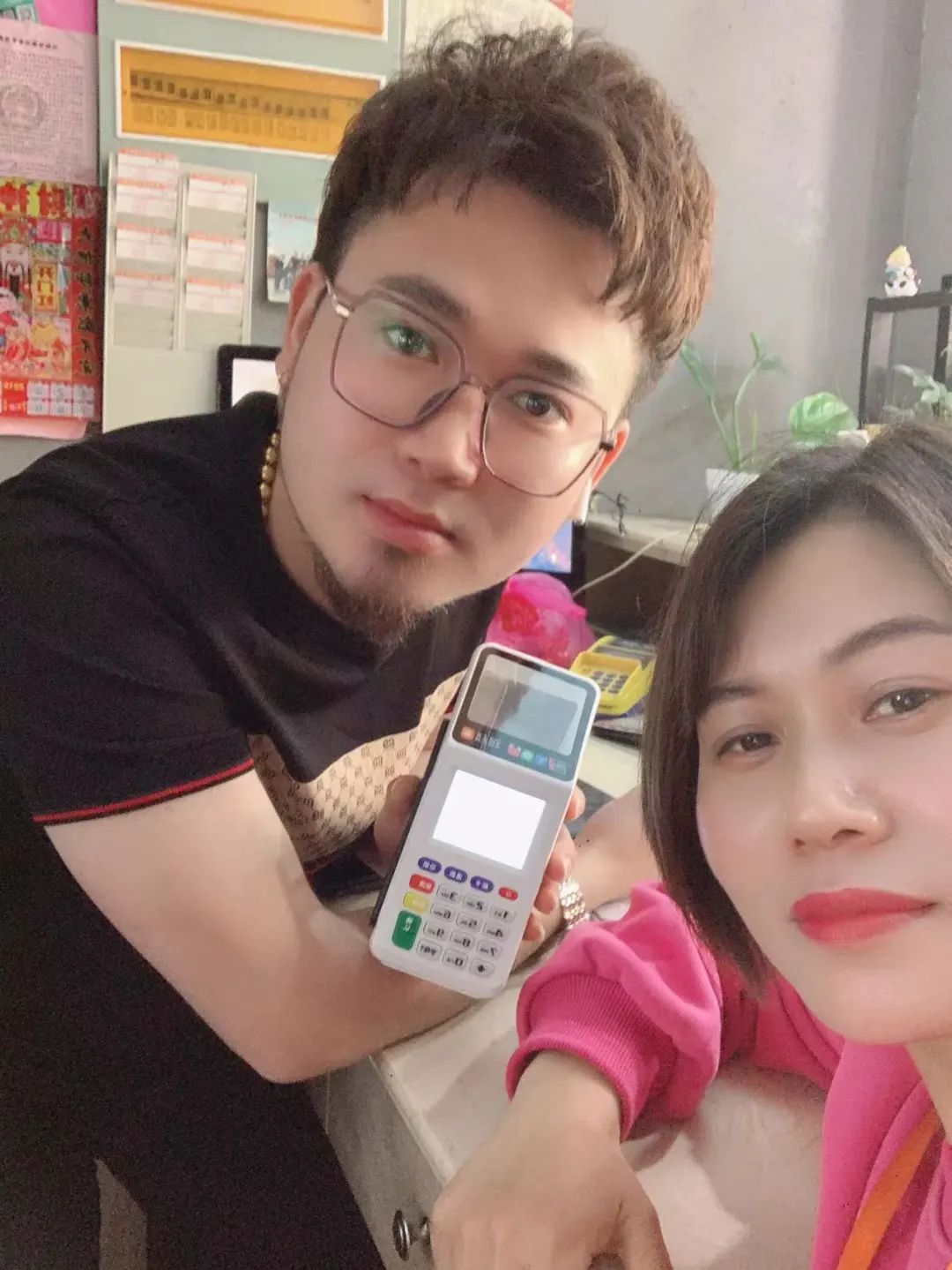 80后宝妈辞职带娃再次创业,宝妈带娃创业月入5位数