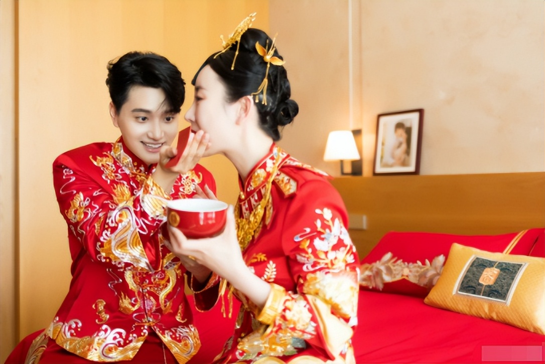 张檬金恩圣甜蜜瞬间,张檬金恩圣同框秀恩爱