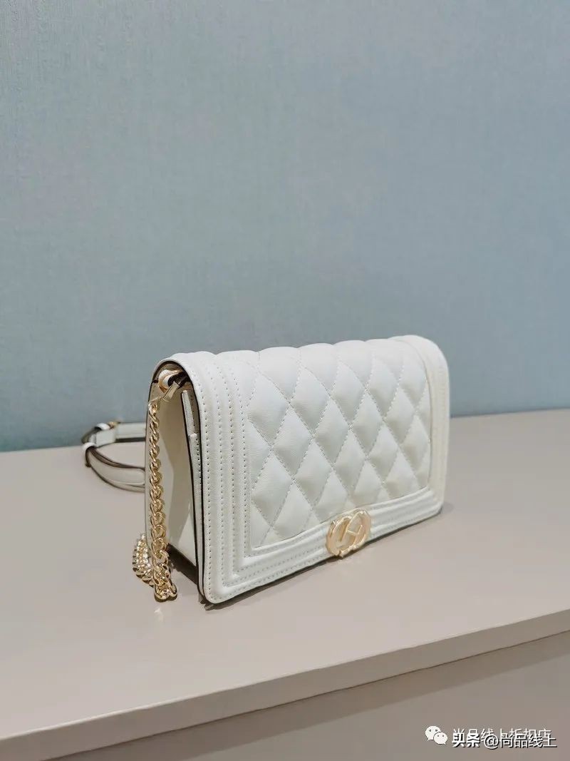 红谷品牌女包直播间,红谷双肩女包特价正品专卖