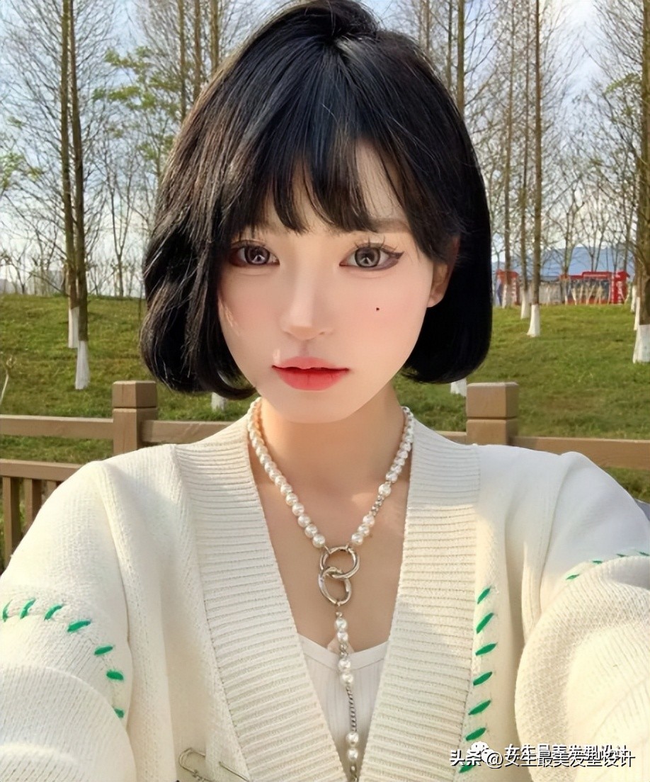 女生又酷又飒齐肩发打理,齐肩短发内扣优雅酷飒发型