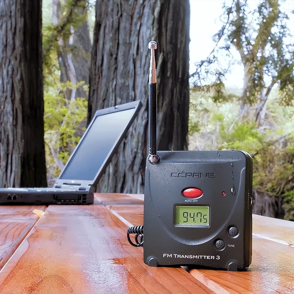 发射接近广播质量的数字调频发射器,售价473元,最远传输21.34米