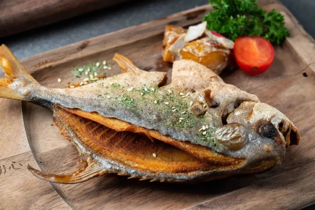 承包你一天的吃喝玩乐，酸菜鱼，烧烤，电竞...全都有