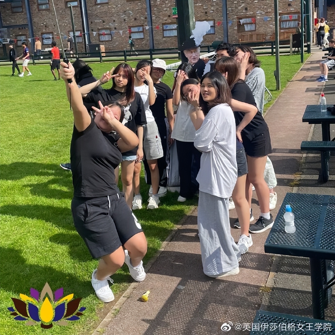 英国伊莎伯格皇后学院的入学时间,英国伊莎伯格皇后学校