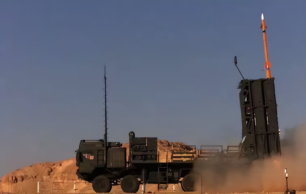 浠ヨ壊鍒楀崠缁欓樋鑱旈厠姝﹀櫒鏄湡鐨勫悧,浠ヨ壊鍒楀崠缁欏嵃搴︾殑棰勮鏈哄厛杩涘悧