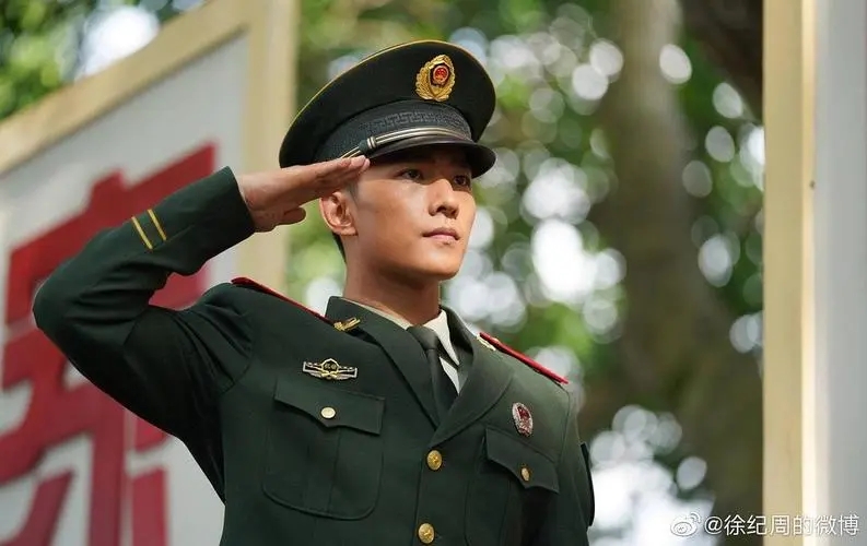 15天*放播**量4亿，开播时四网收视第一，杨样这次为什么这么狠