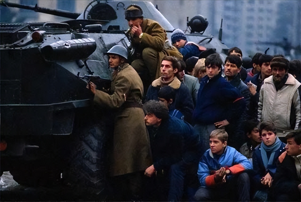 东欧剧变的原因和性质及后果,东欧剧变的原因及过程纪录片