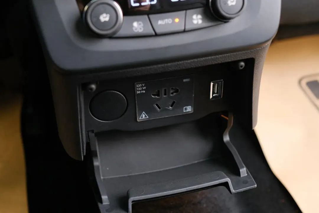 一六年雪铁龙c6二手多少钱,济南二手雪铁龙c6清仓价格