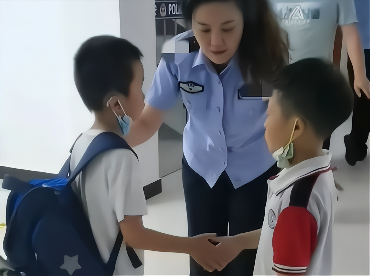 孩子班里有个熊孩子怎么办,熊孩子在学校影响班级怎么管