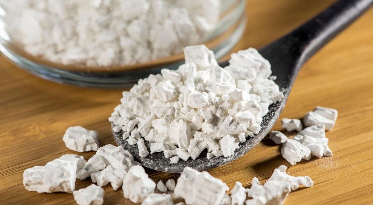 眼睛干涩建议补充什么营养素,眼睛干涩视力模糊吃什么营养品