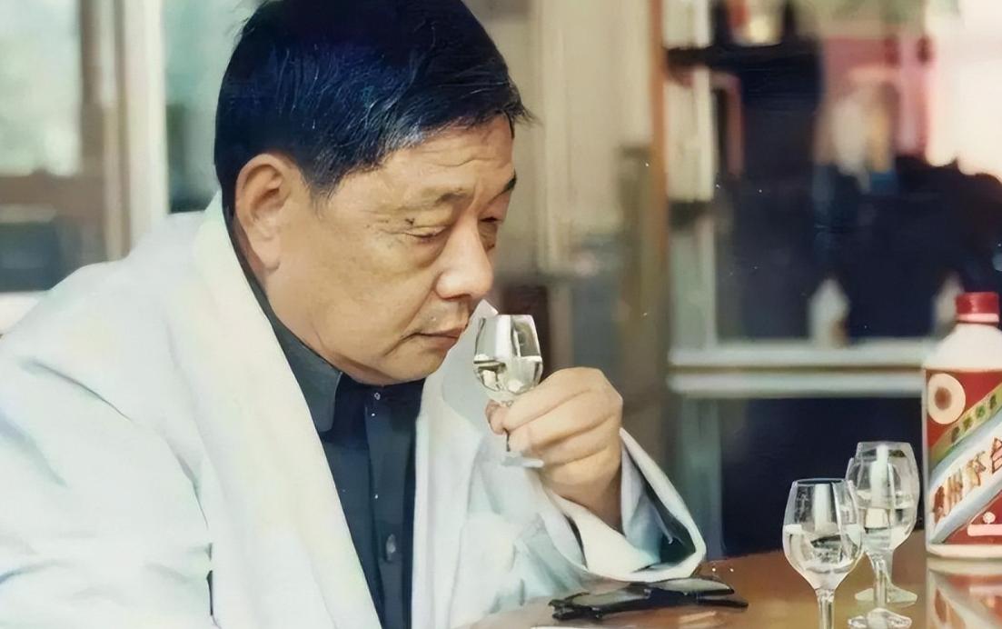 茅台酒厂怎么防止工人偷喝茅台,3000一瓶的茅台酒是什么人在喝