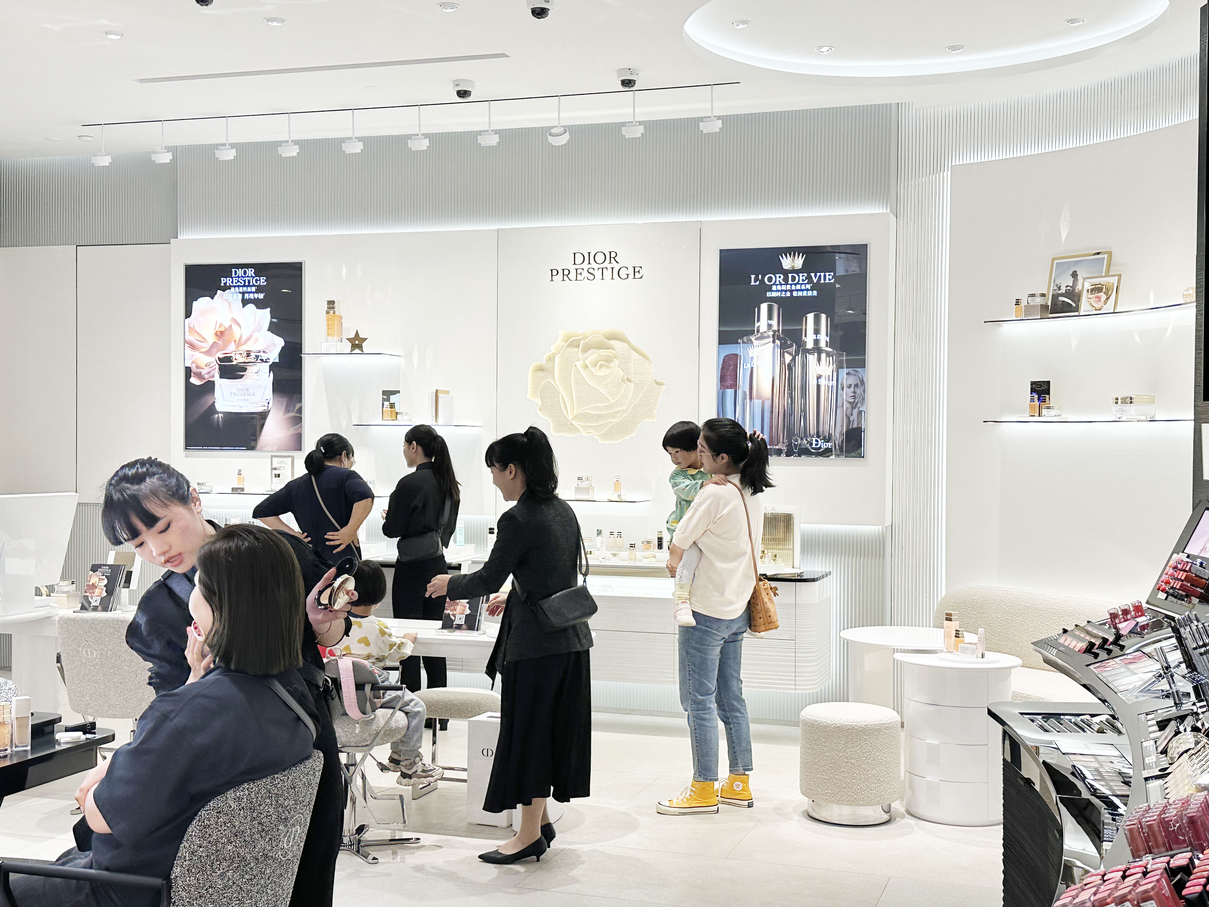 思明商圈焕新美妆消费升级