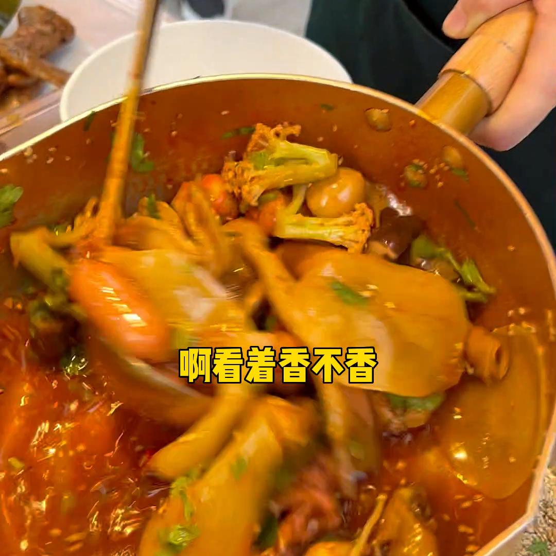 想摆摊不知道做什么吃的比较好,卤味串串怎么卖生意好