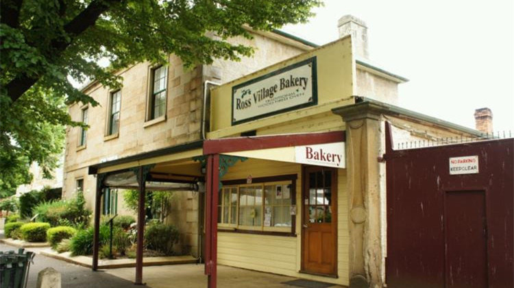 日式烘焙店设计风格,日本料理店建筑风格