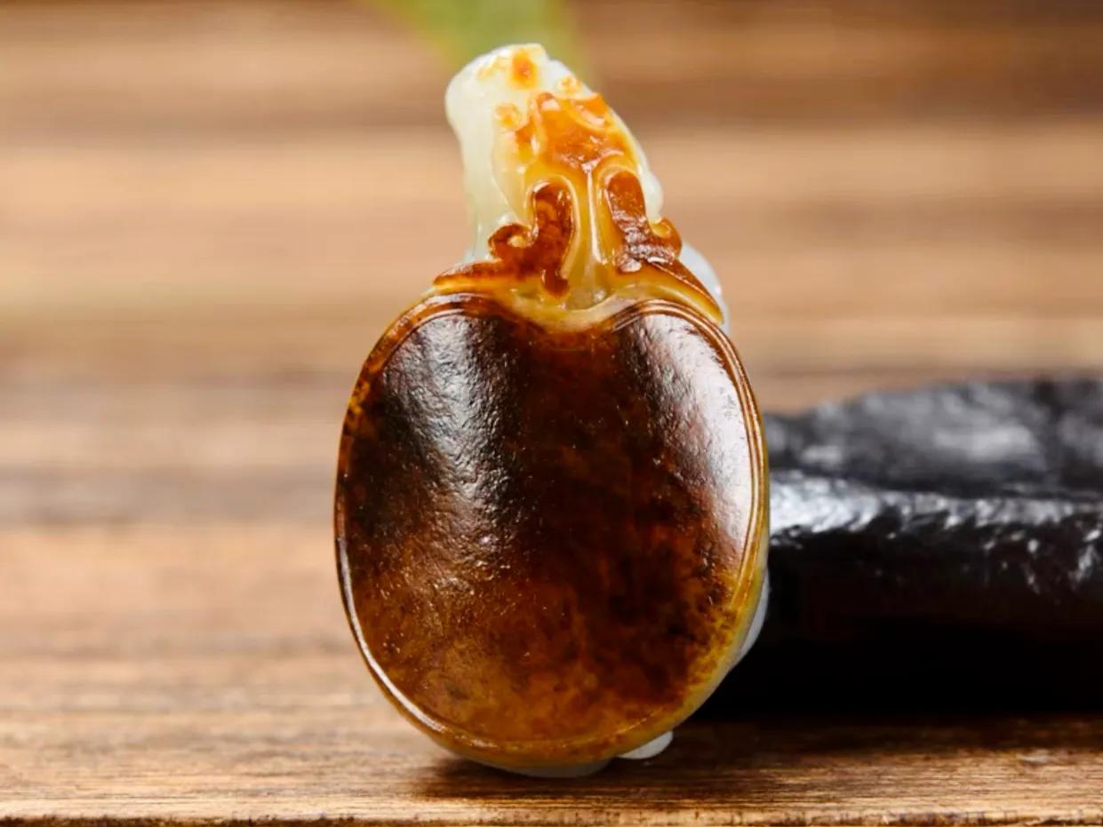 玛丽艳红皮籽料200克多少钱,玛丽艳的橘红皮籽料真假区别