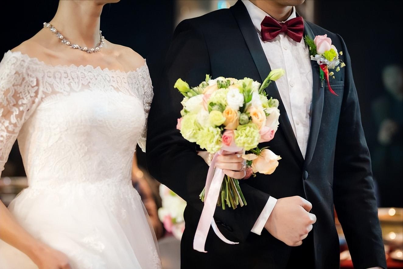 男子卖4厘米枪形钥匙扣,枪形钥匙扣判刑结果