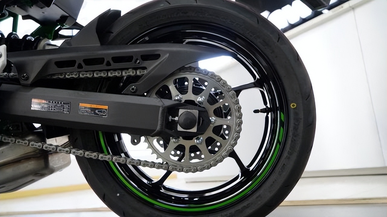 10万川崎z800买什么摩托车,川崎10万z900