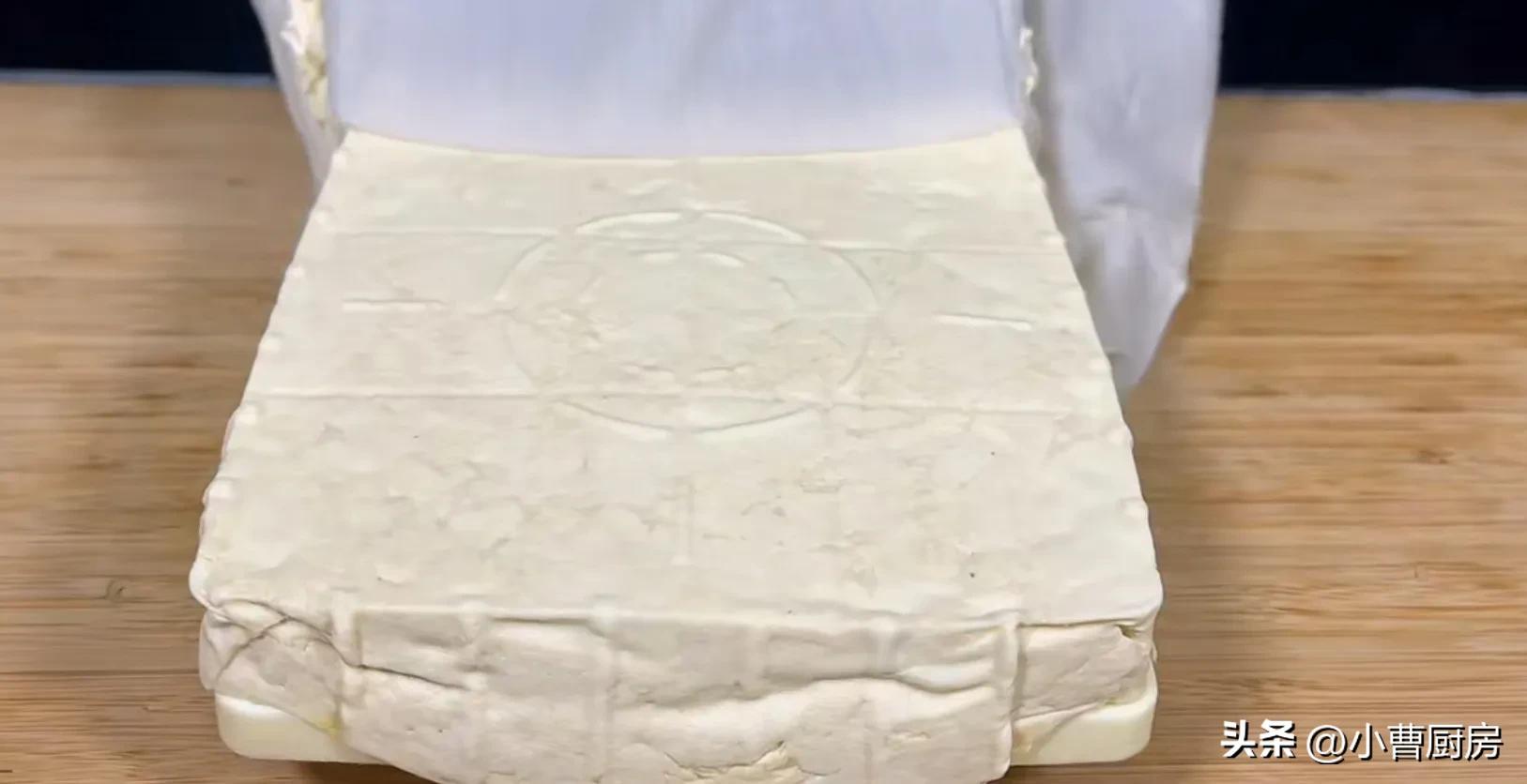 500克黄豆做盐卤豆腐的配方全过程,用35千克黄豆可以做出140千克豆腐