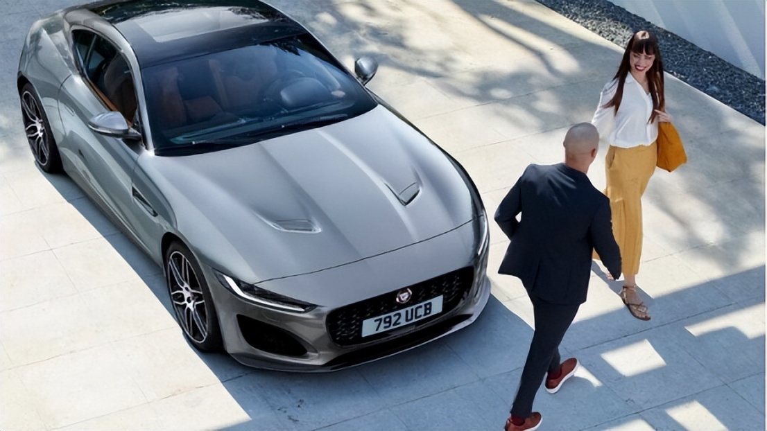 新款捷豹f-type车身细节曝光,新款捷豹f-type车展发布