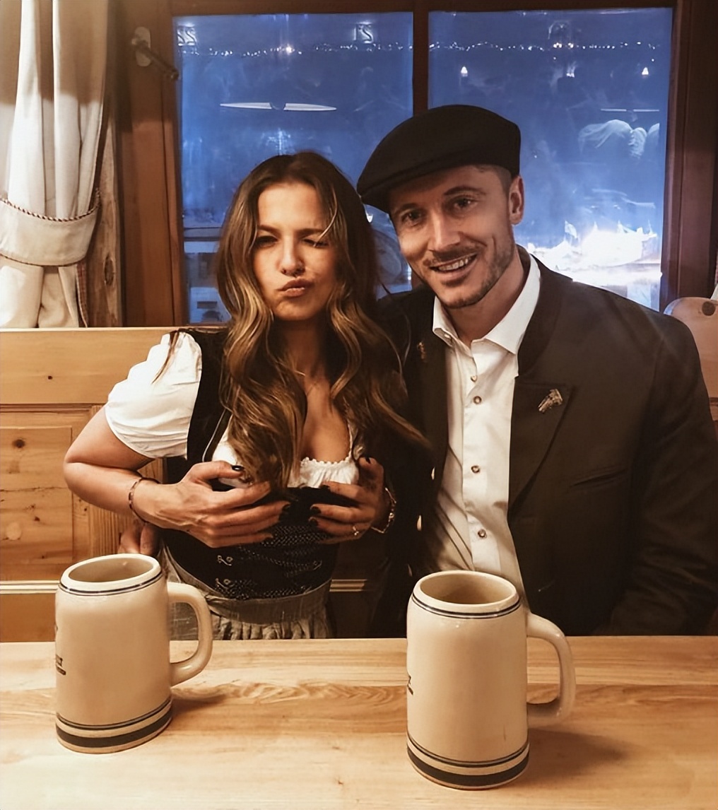 各国太太团身材,世界杯太太团惊艳全场颜值排名