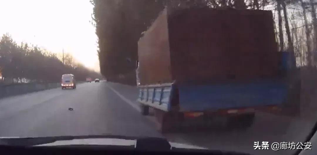 挡牌照违法吗,交警处罚单没写拘留