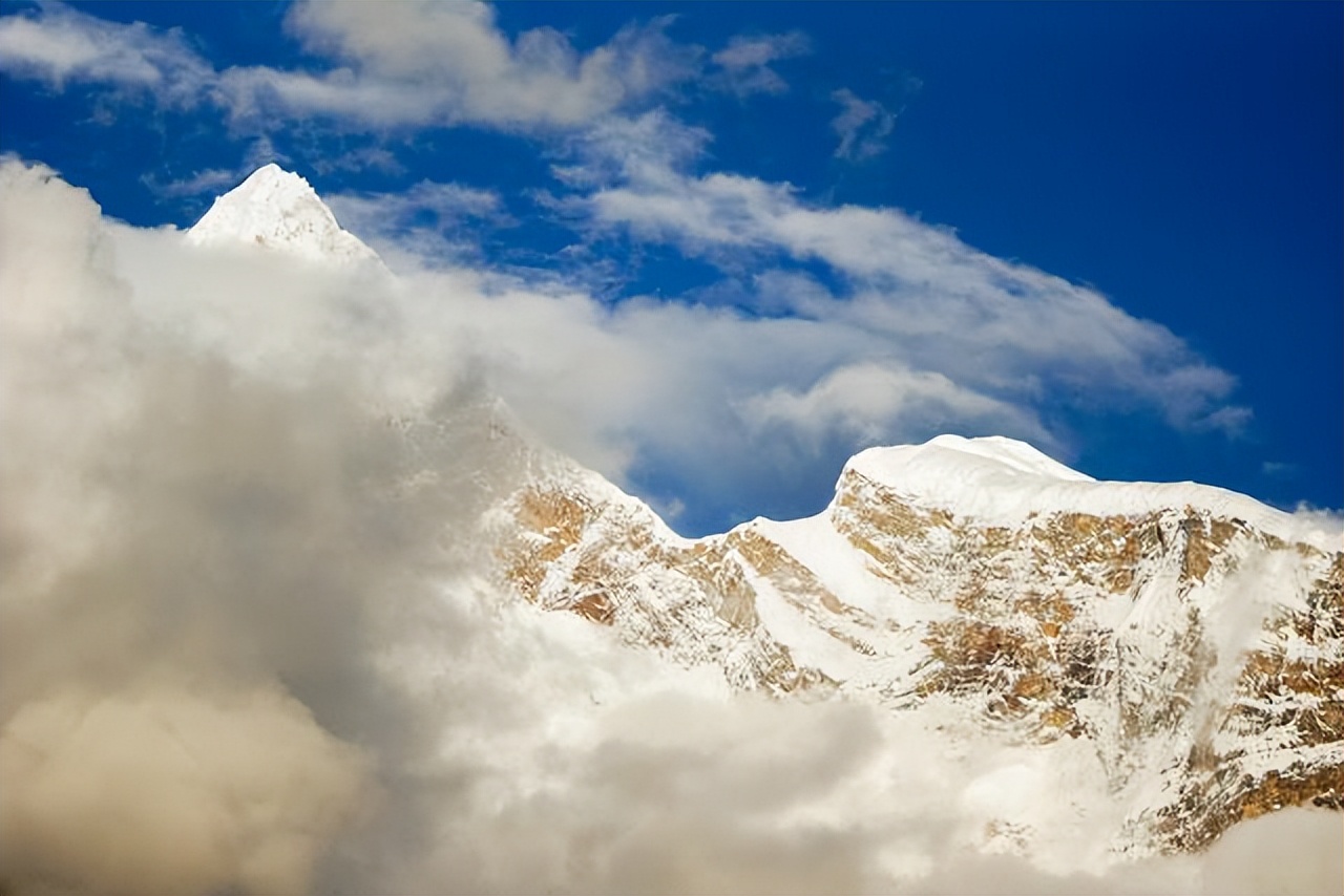 最难征服的3座山峰,都位于我国境内