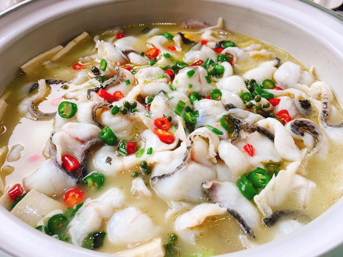 云南十道必备菜,云南美食大全最有名的30道菜推荐