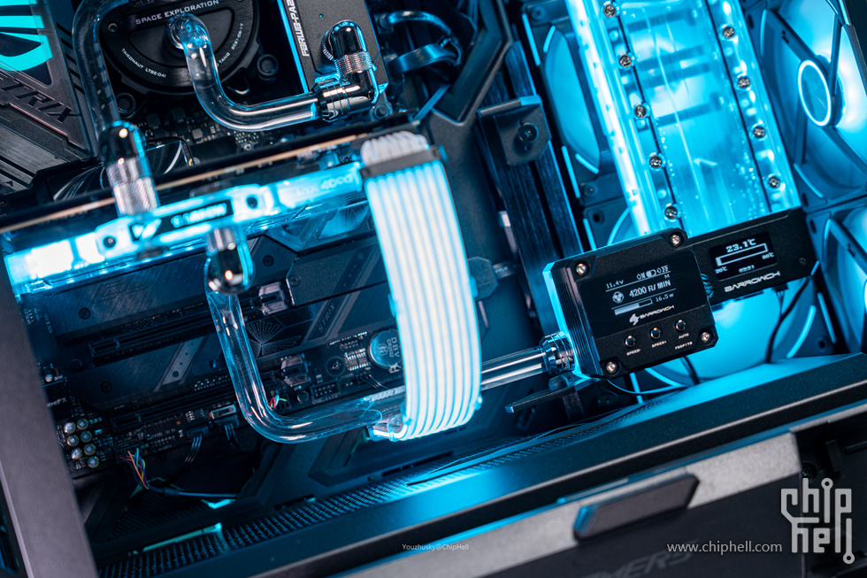 rog创世神装机视频,rog创世神细节