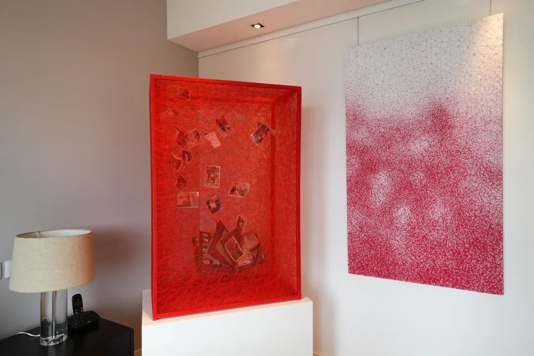 亚洲顶级藏家的4层海滨之家：挂满30件珍藏，审美一流