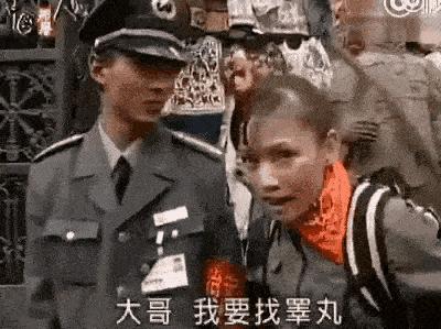 毁三观！陈乔恩满大街找*丸睾**吃、节目上还当众脱奶罩，太疯狂了！