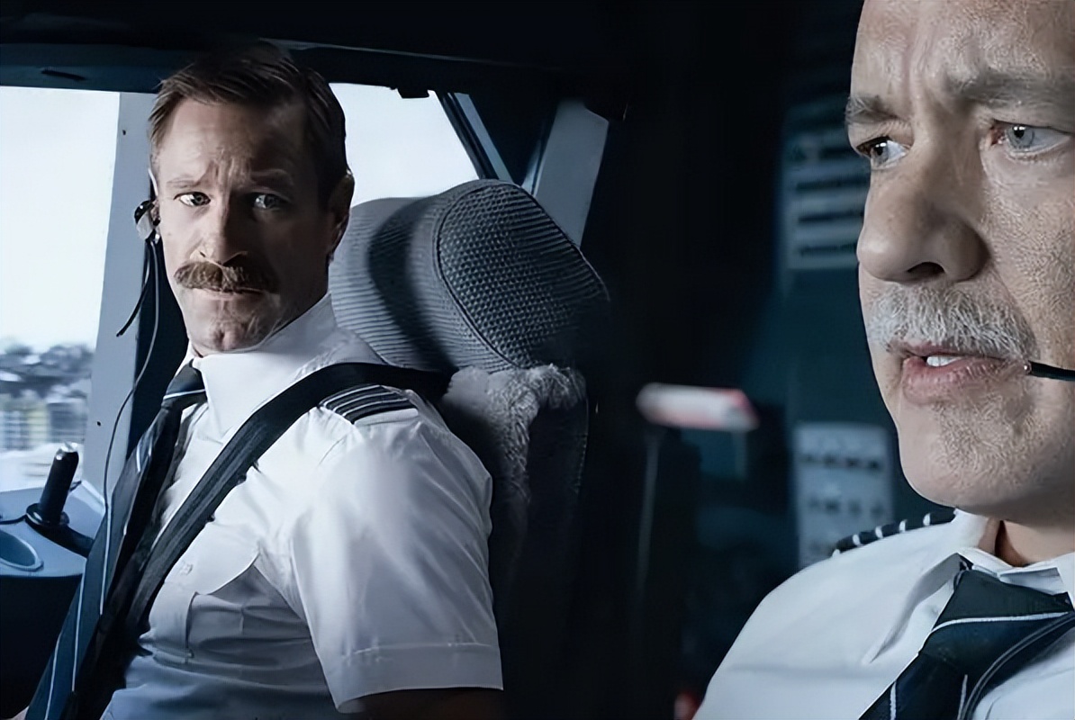 重庆机场飞机起火的是飞往哪里的,重庆机场客机起火原因