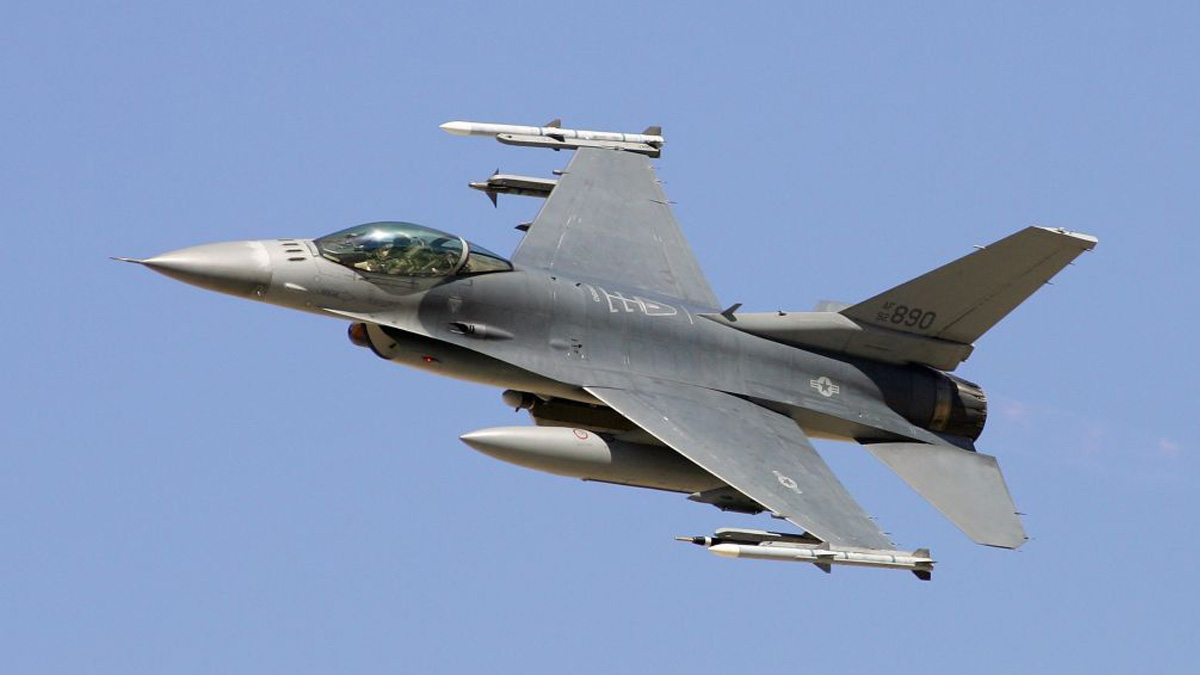 美国延迟交付F16V战机,释放信号放弃台岛?郭正亮:节点很有玄机