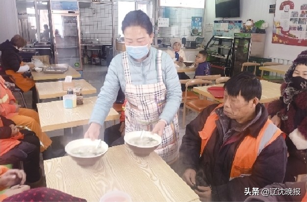 老妈开了馄饨店,最美妈妈的馄饨店