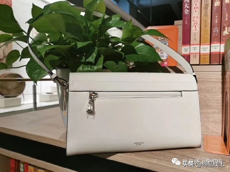 红谷品牌女包直播间,红谷双肩女包特价正品专卖