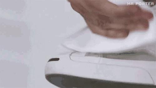 小白鞋有点大有什么小妙招,小白鞋怎么变小黑鞋