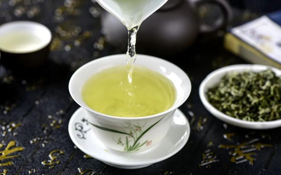 夏季喝哪种养生养颜茶最合适,夏天想瘦得更快这几款茶推荐给你