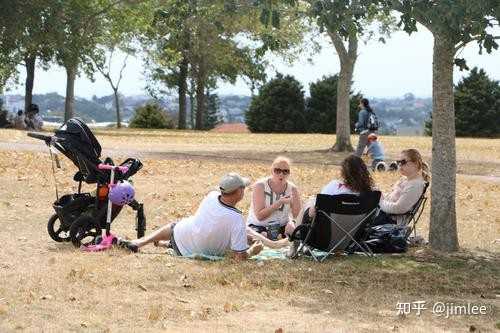 新西兰和乌克兰是一个国家吗,新西兰到底是一个什么样的国家