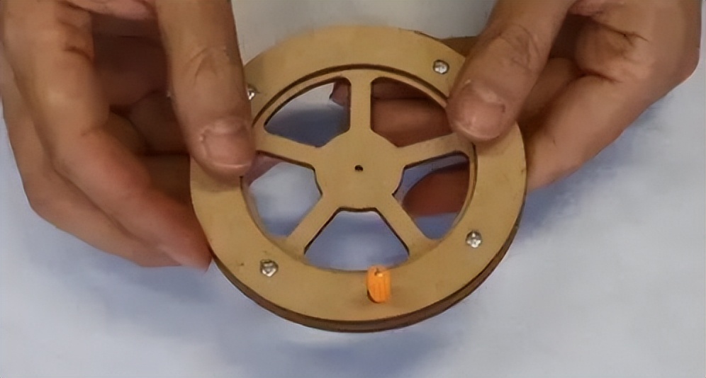 科学小制作发电灯,手工制作磁铁发电节能灯