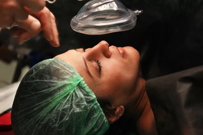 想做肠镜检查前要做哪些准备,怎么做肠镜检查全过程