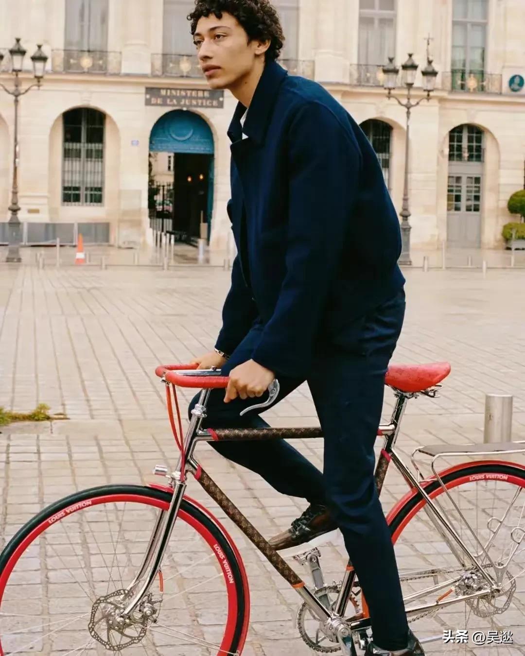 70年代一辆凤凰牌自行车,凤凰牌旧自行车值多少钱一辆