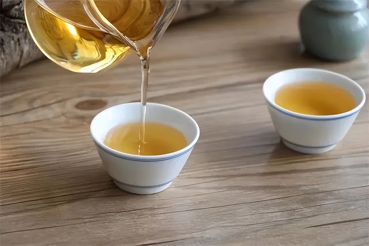 茶知识浓茶和淡茶哪个更养人,淡茶和浓茶哪个伤身体