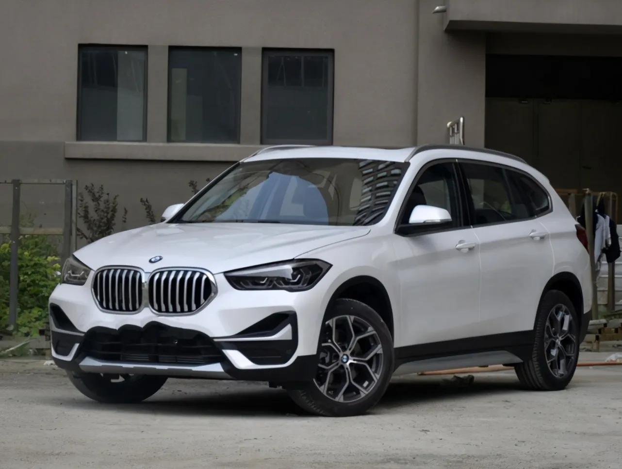 感觉宝马x1比x3空间还大怎么回事,宝马x1为什么比x3还要大