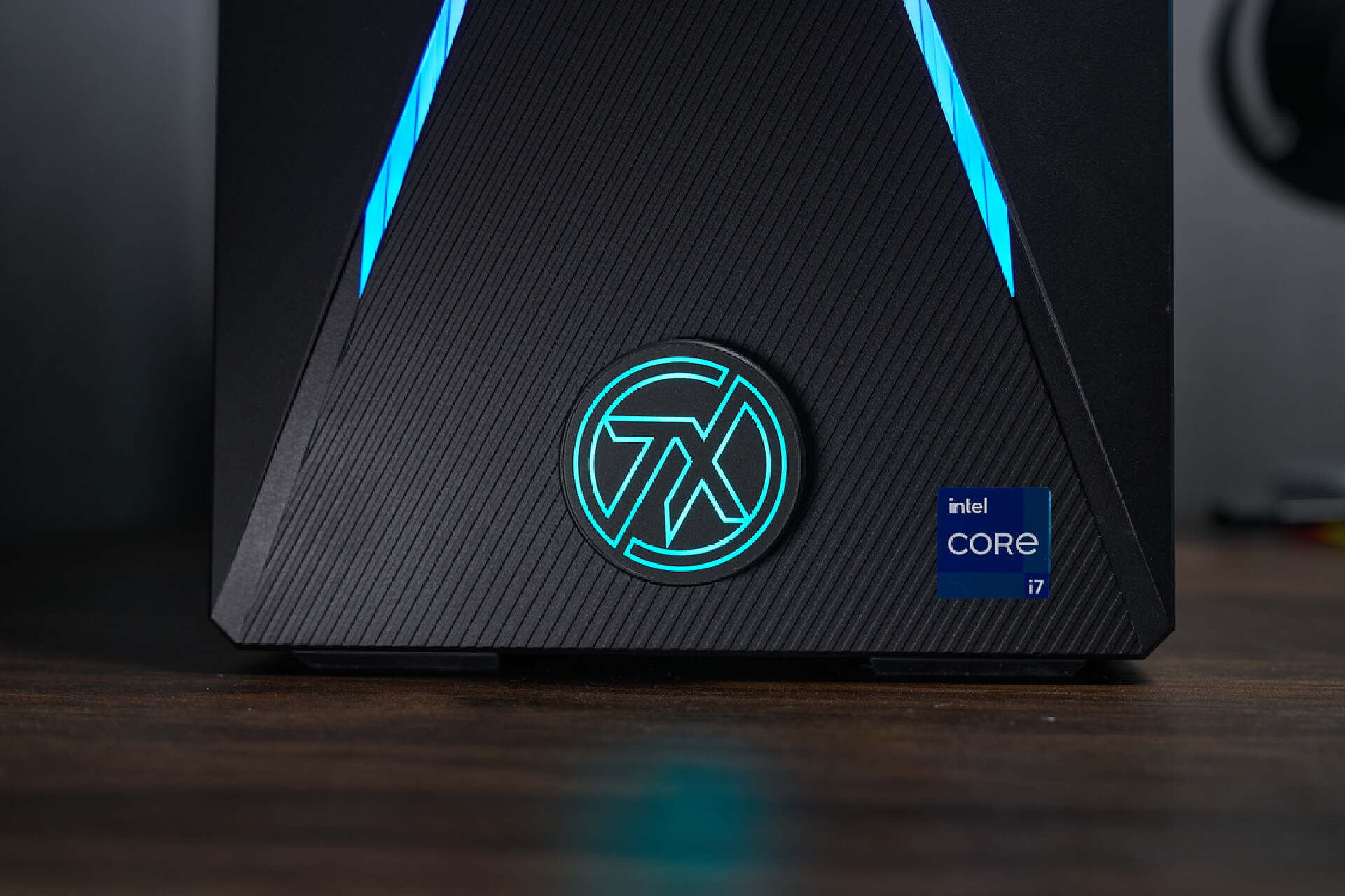 华硕天选x2023台式机改装,华硕天选x2023台式加硬盘